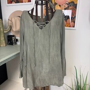 Loanna | green lace up long sleeve blouse | S